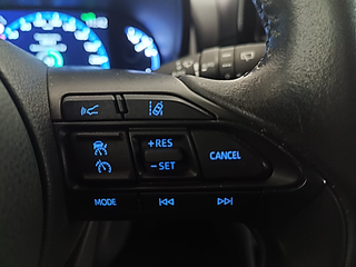 Toyota Yaris Cross HIBRID SOLO 29425 KMS GARANTIA