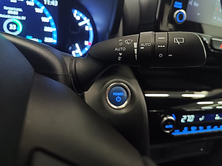 Toyota Yaris Cross HIBRID SOLO 29425 KMS GARANTIA