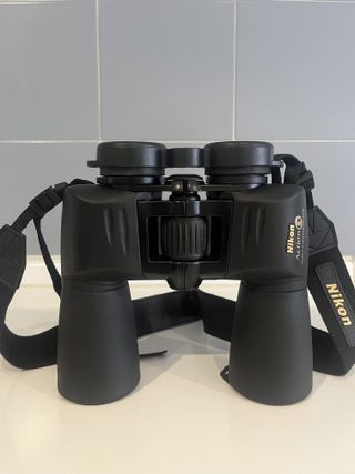 Prismáticos / Binoculares Nikon Action EX 16x50