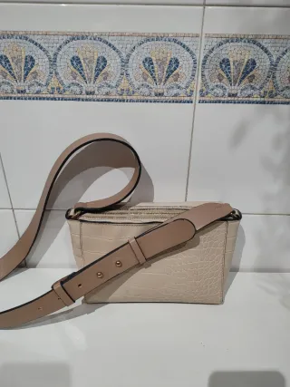 Bolso bandolera Parfois beige