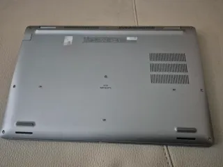 Dell 5530 i5-1235U 16GB RAM 512GB SSD nvme