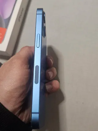 iPhone 13 + Caja, Cargador,2 cables y Funda