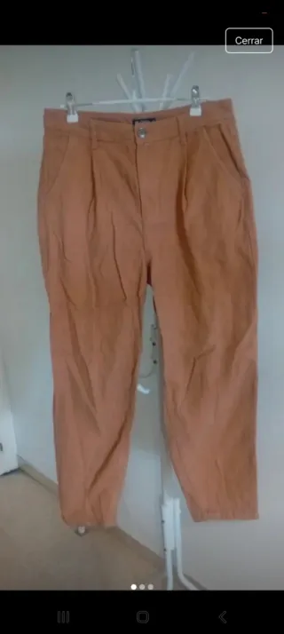 Pantalón naranja