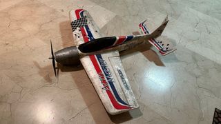 Avión Acromaster Multiplex