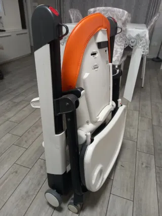 Seggiolone Peg Perego Siesta Arancione