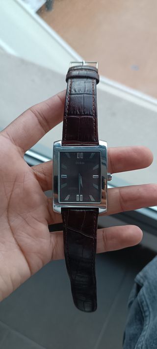 Reloj Guess Rectangular Correa Marrón