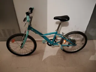 Bicicleta infantil azul