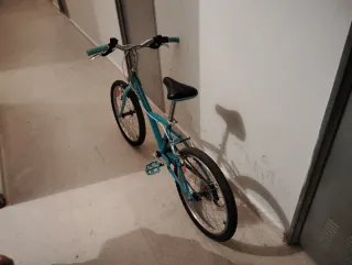 Bicicleta infantil azul