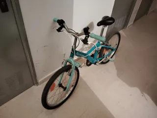 Bicicleta infantil azul