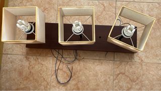 Lámpara de salón 3 focos madera