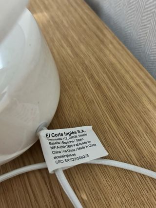 Lámpara de mesa El Corte Inglés