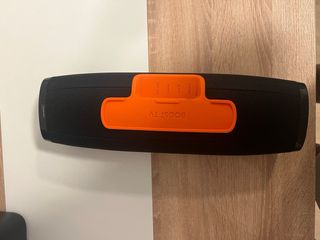 Altavoz JBL Negro 55€ negociables