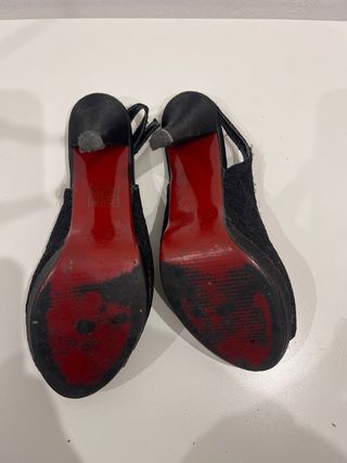 Zapatos de tacón negros encaje