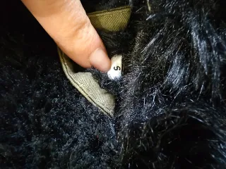 Abrigo verde con capucha de pelo Talla S