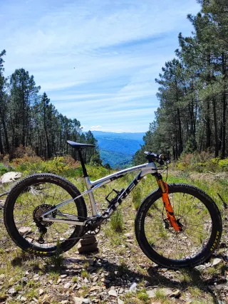 Trek Supercaliber 9.8 XT SLR 2024 gen2 talla M/L