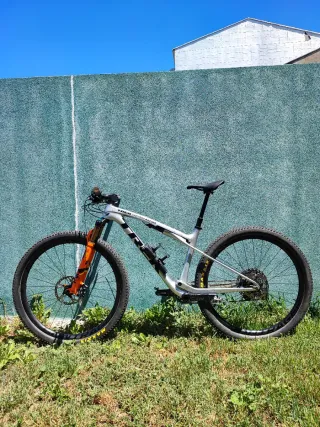 Trek Supercaliber 9.8 XT SLR 2024 gen2 talla M/L