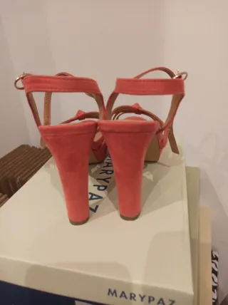 Sandalias Marypaz tacón y plataforma rojo 39