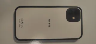 Funda iPhone 12 Magnética Transparente