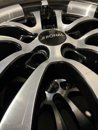 Llantas 17 Ronal VW T5 y T6 IMPECABLES