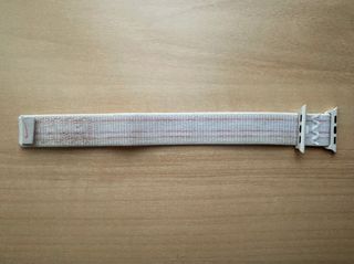 Apple X Nike 40mm. Starlight/Pink Sport Loop