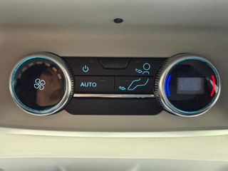 Ford Tourneo Custom 2.5 Duratec PHEV 171kW L1 Active eCVT