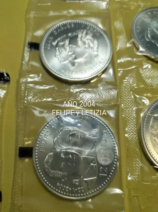 18 Monedas de Plata Emisión 2002, 2004, 2005
