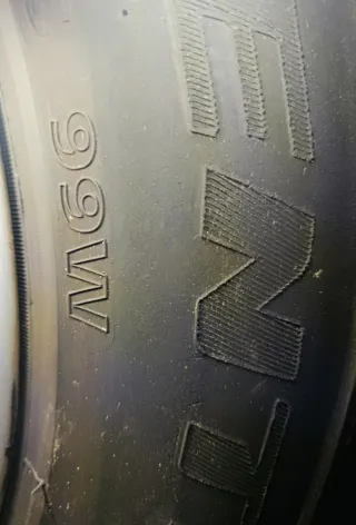 4 Llantas 16 con Neumáticos 225/55 R16 año 2024.