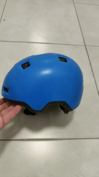 Casco infantil azul bici/patinete