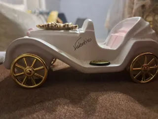 Statuina ceramica auto Valentino