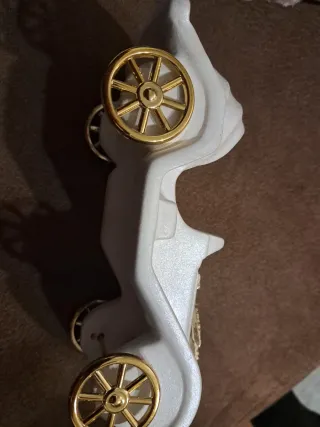 Statuina ceramica auto Valentino