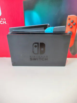 Nintendo Switch 32GB Con Scatola e Accessori