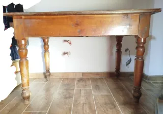 Tavolo in noce del 1800 originale