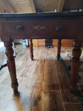Tavolo in noce del 1800 originale