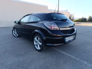 Opel Astra GTC1.7 cdti 100cv
