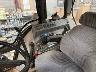 Tractor Valtra 8150-4 (2002)