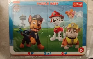 Lote juguetes: piano, puzzles, cubos