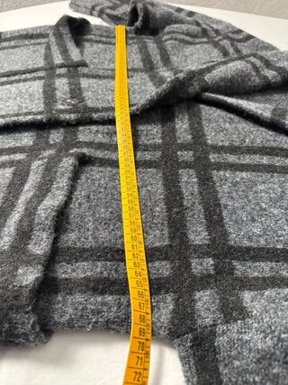 Abrigo de punto Zara oversize cuadros