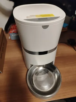 Comedero automático para mascotas