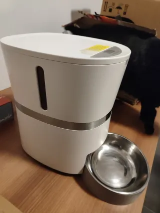 Comedero automático para mascotas