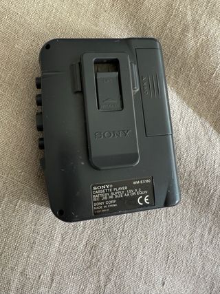 Walkman Sony Plata (No Funciona)
