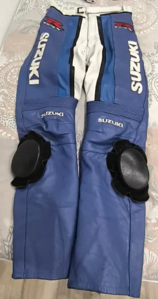 Traje Moto Suzuki GSXR Cuero Talla S