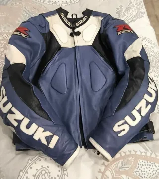 Traje Moto Suzuki GSXR Cuero Talla S