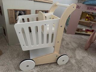 Carrito de la compra infantil de madera