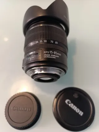 Objetivo Canon EF-S 15-85mm f/3.5-5.6 IS USM