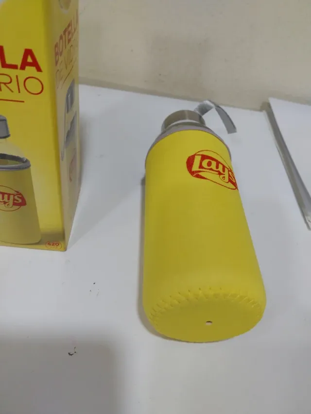 Botella de Cristal Lay's Amarilla