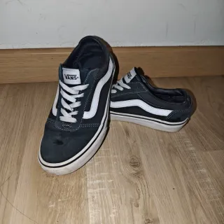 Vans Ward Lo Zapatillas Negras y Blancas