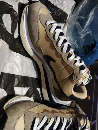 Nike x sacai Vaporwaffle Beige/Azul