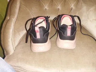 Skechers Hombre marrón claro