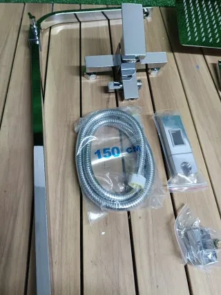 Vetra Columna Ducha Monomando Cuadrada Sena H002