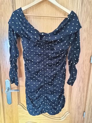 Vestido negro lunares blanco